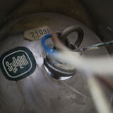 Sciolari brass and glass 8 arm chandelier, 1970s