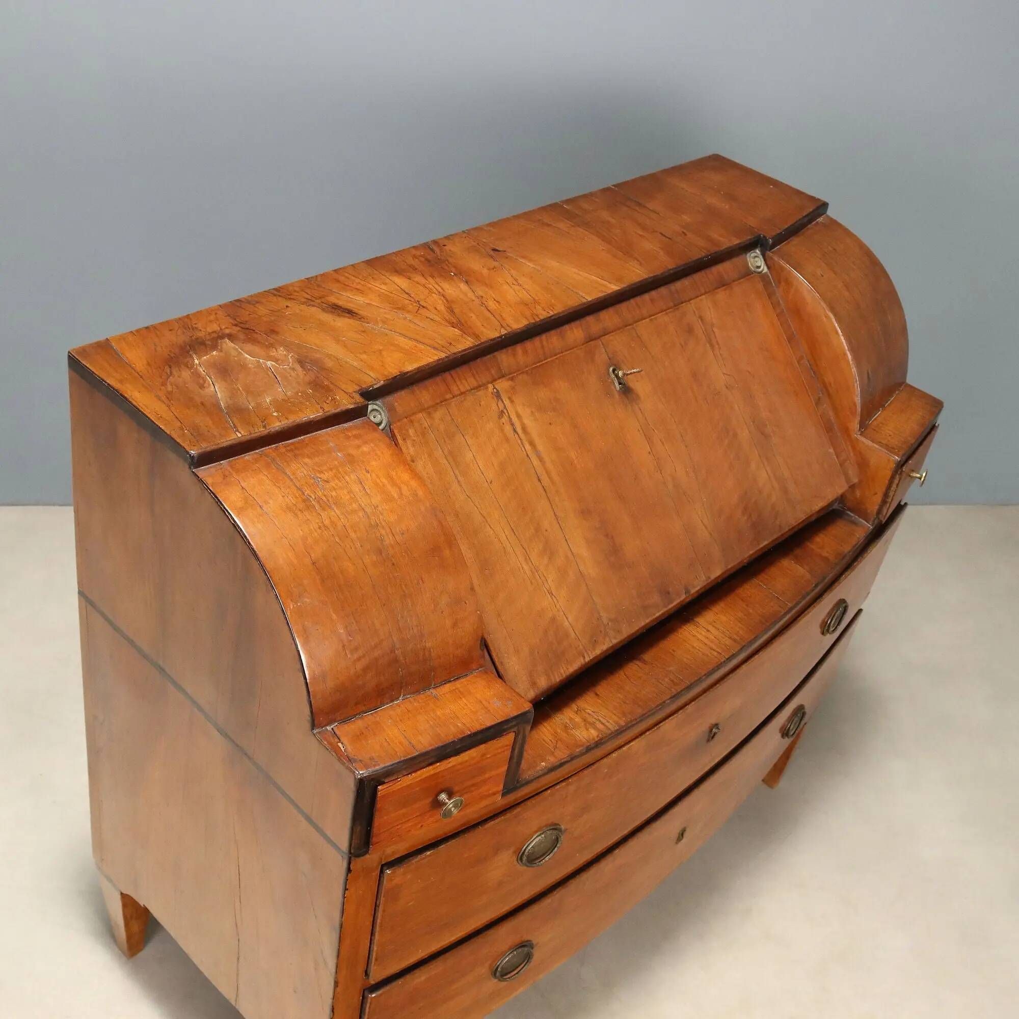 Antique drop-leaf cabinet in walnut, painted ebony wood, 19th century.