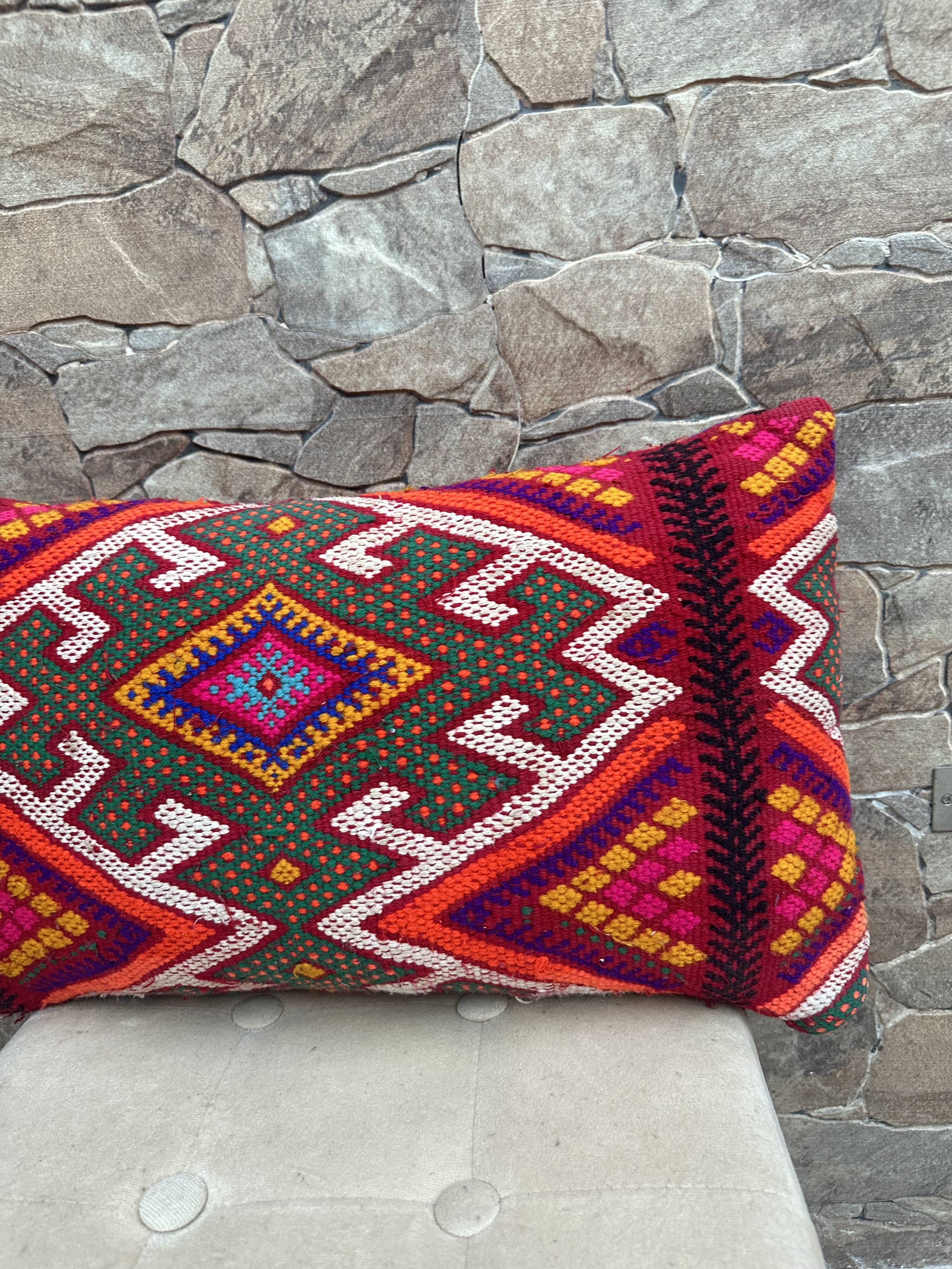 Housse de coussin marocaine vintage berbère en laine