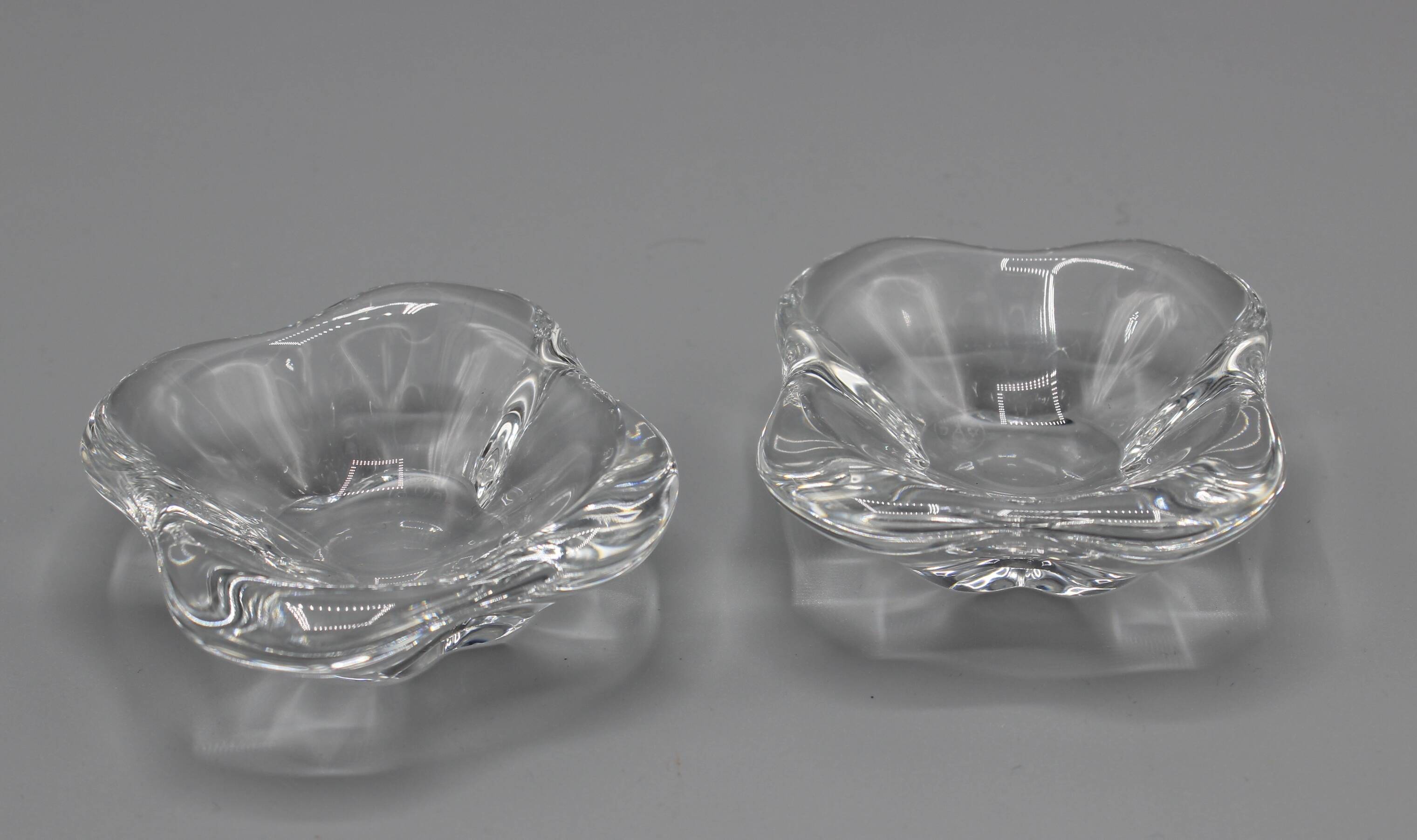 2 white crystal salt signature baccarat