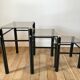 Trio de tables basses gigognes en verre fumé années 70-80