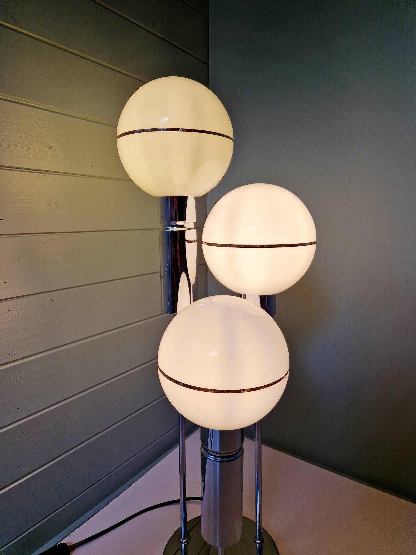 Space lamp in chrome metal and opaline globe, 1970.