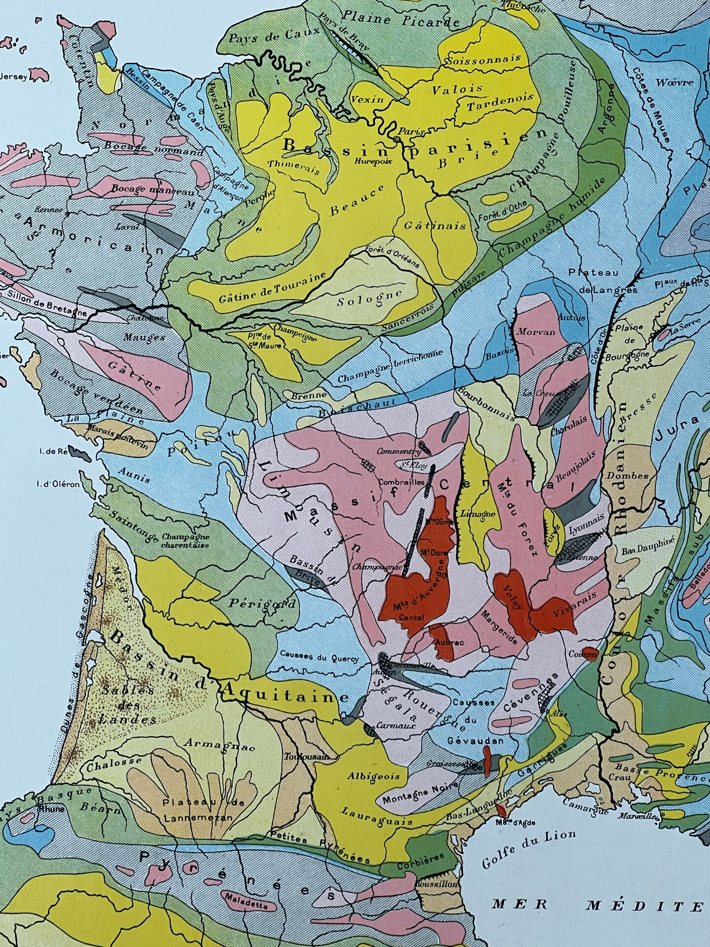 Geological map 1908 France in colour 27x37cm