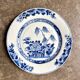 Assiette plate Compagnie des Indes en porcelaine peinte à la main, n°2