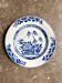 Assiette plate Compagnie des Indes en porcelaine peinte à la main, n°2