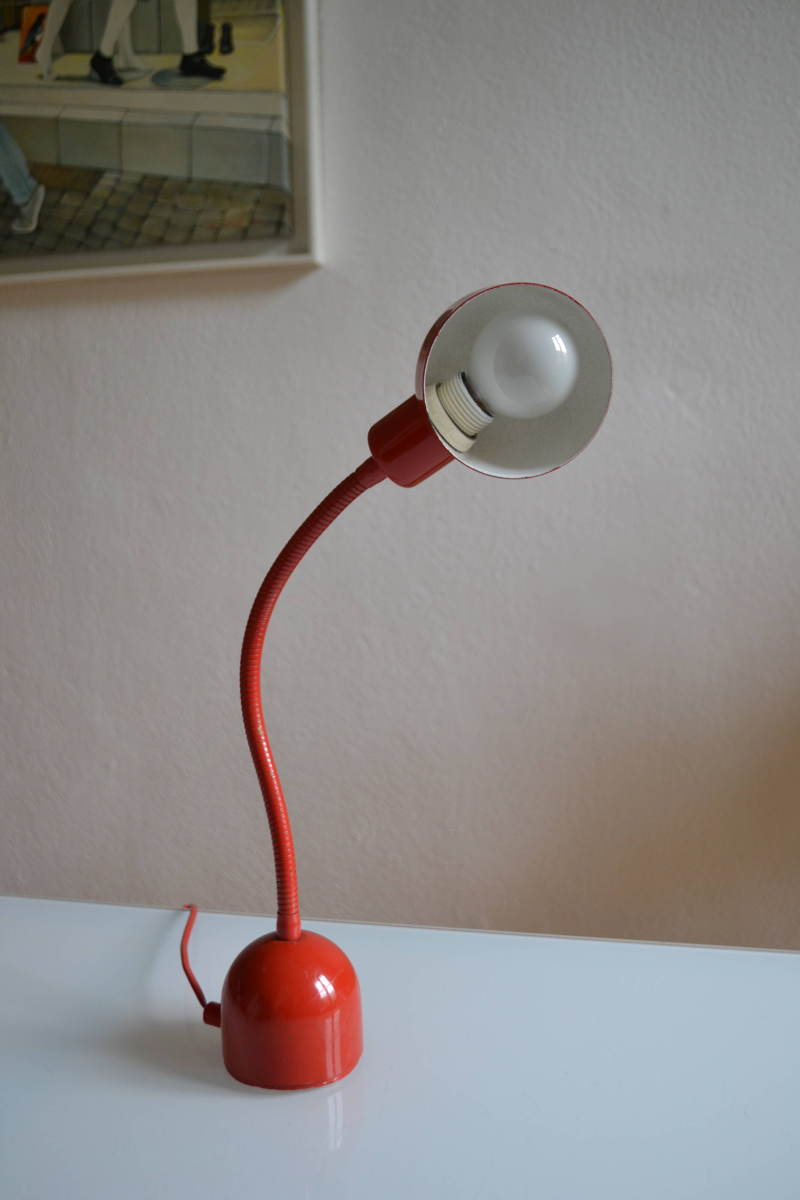 Lampe de bureau vintage France rouge Postmoderniste années 80 1980