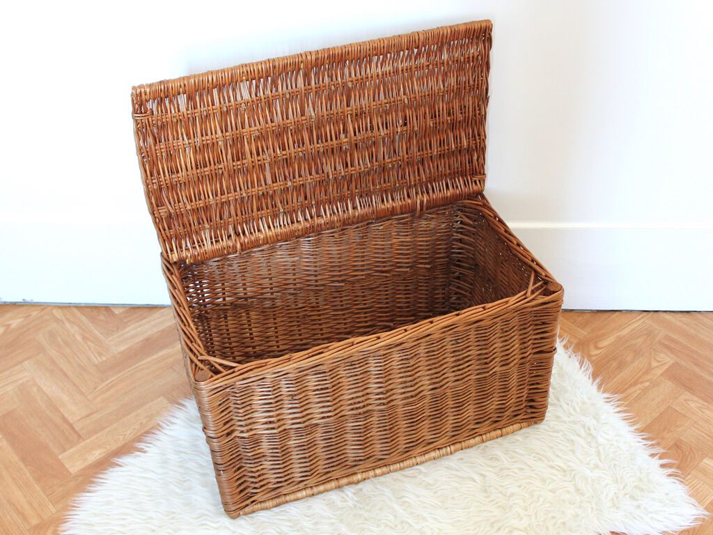 Vintage wicker box