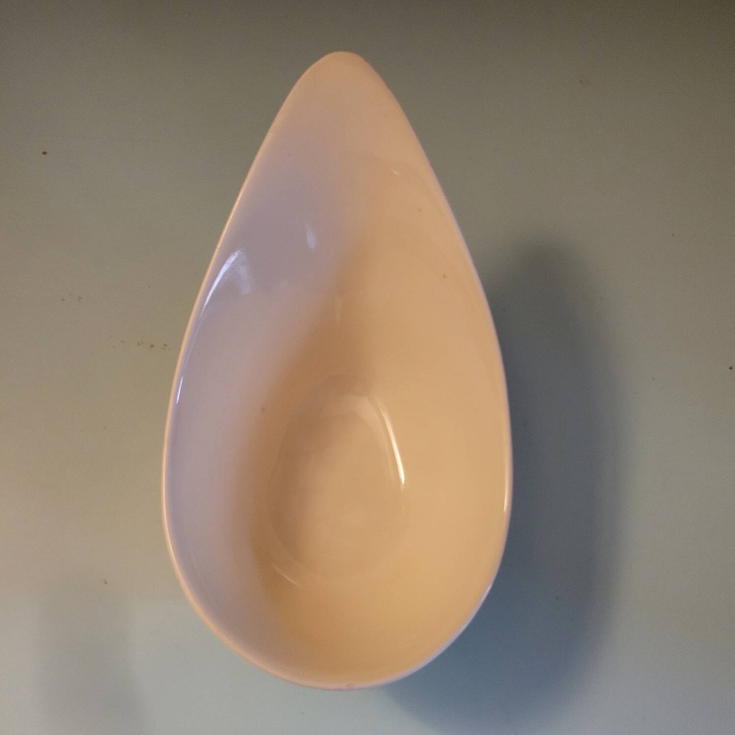 Saucière Calypso – céramique Salins-les-Bains – design graphique, anné