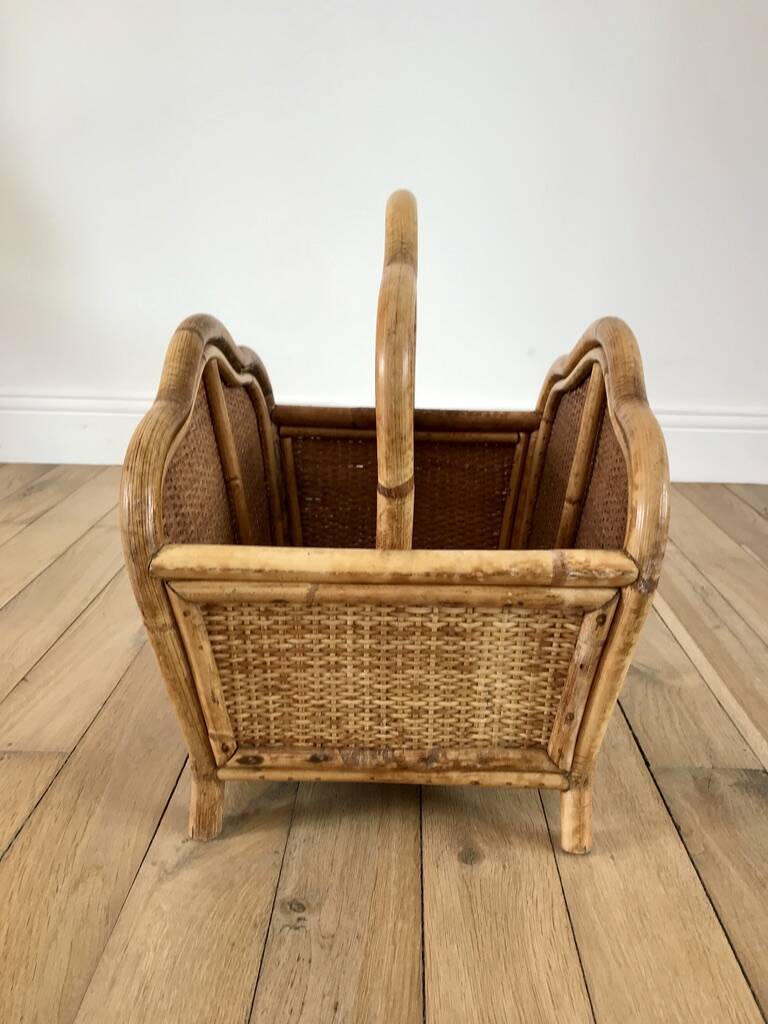 Magazine holder / Pine hutch in rattan, bamboo and canning 70s