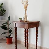 Early 20th century side table in solid oak