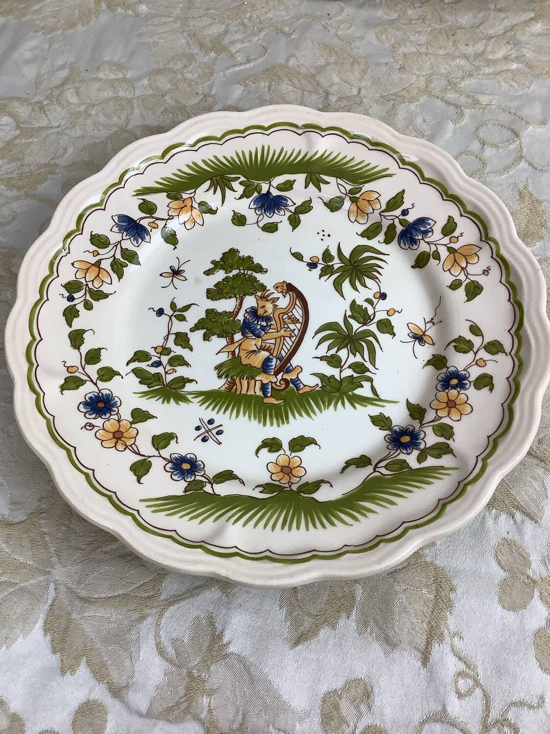 Antique decorative plate Moustiers France