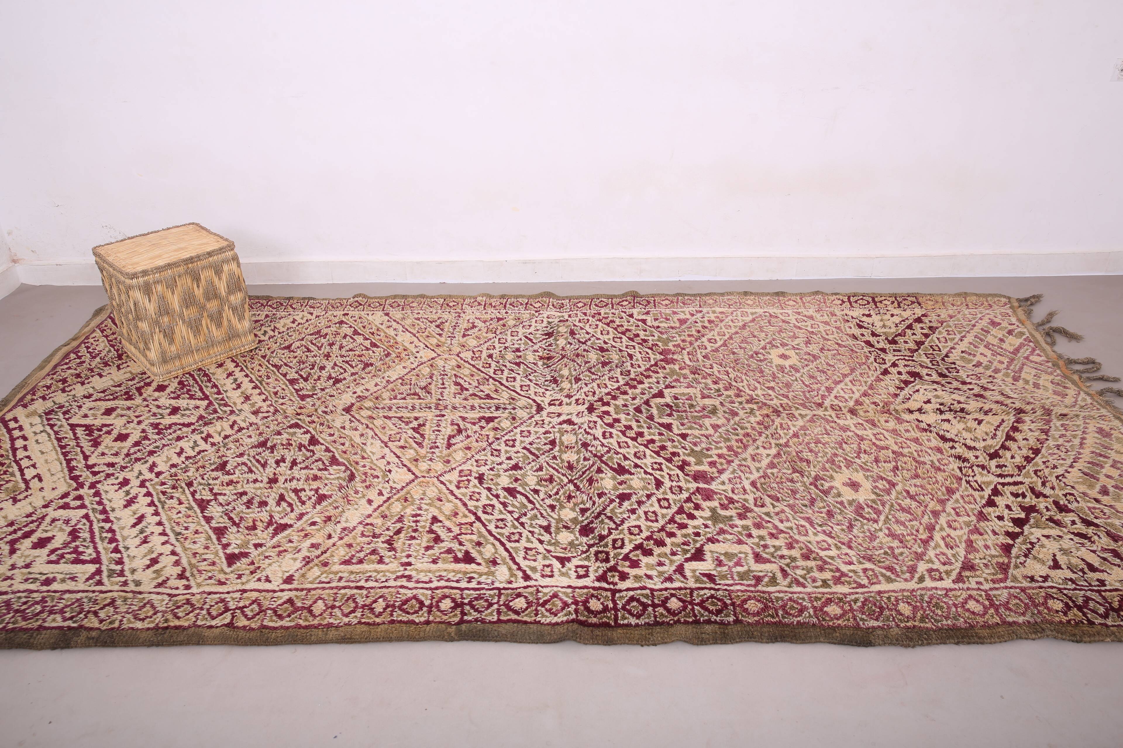 Purple Vintage Beni Mguild Rug 186 x 353 cm - Handmade Berber Wool Rug