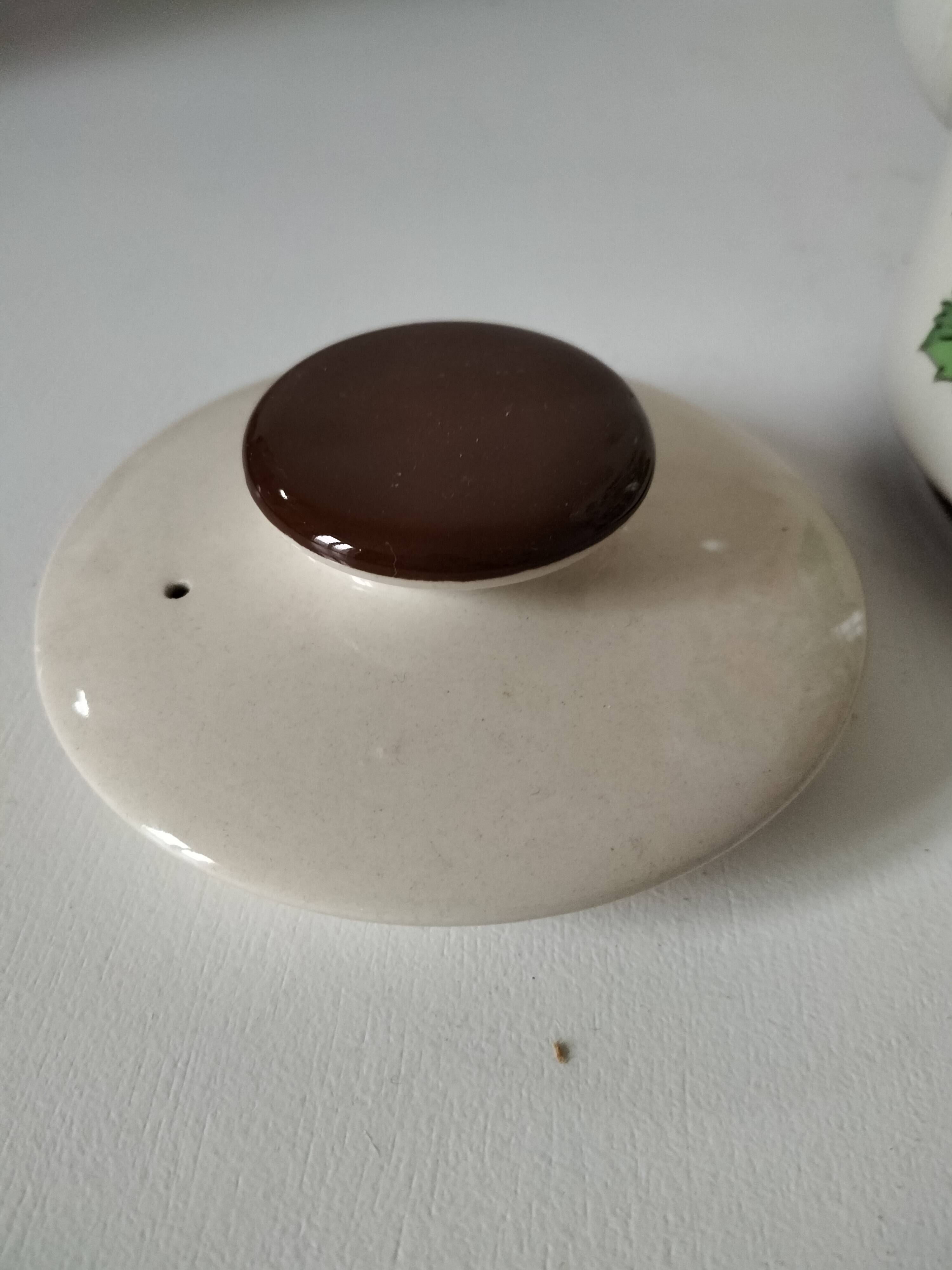 Vintage flowered stoneware teapot – 1970s