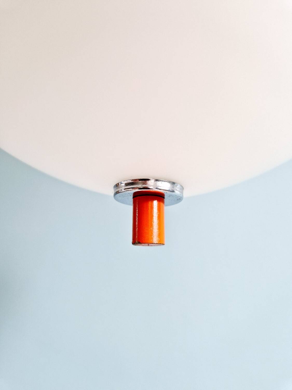 Suspension Space Age en opaline blanche, Massive, 1970