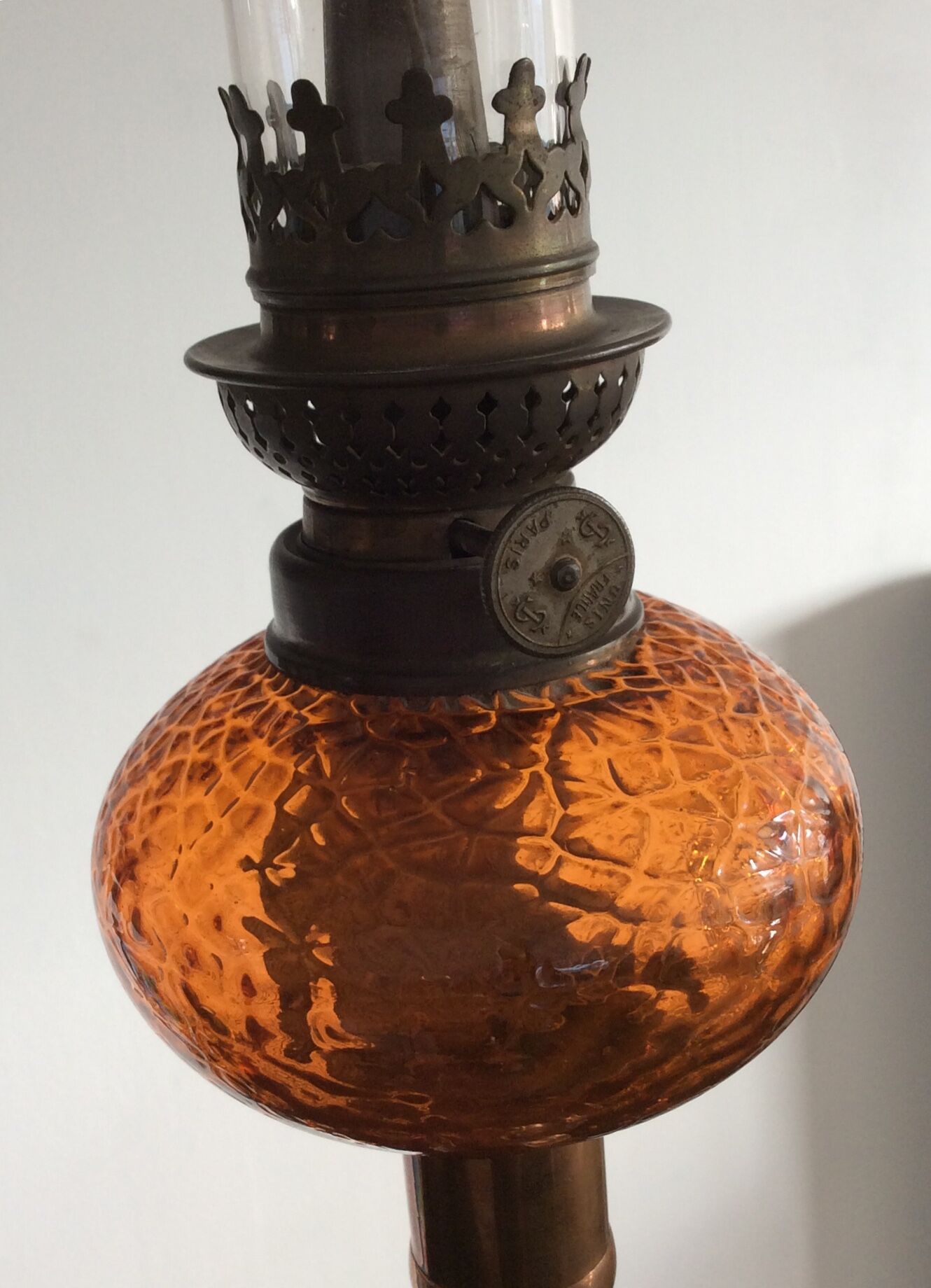 Kerosene lamp United France Paris in copper and glass