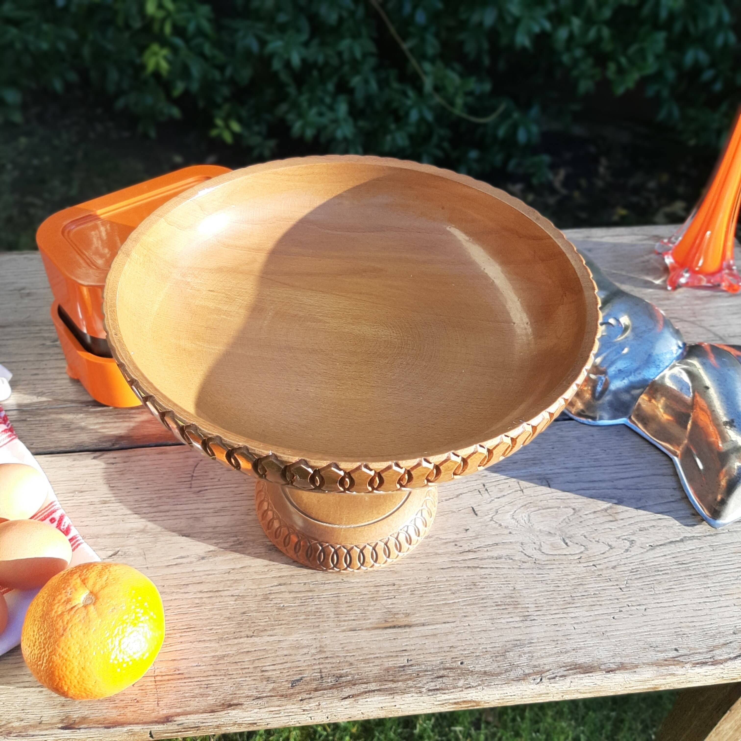 Cup fruit wood turned
