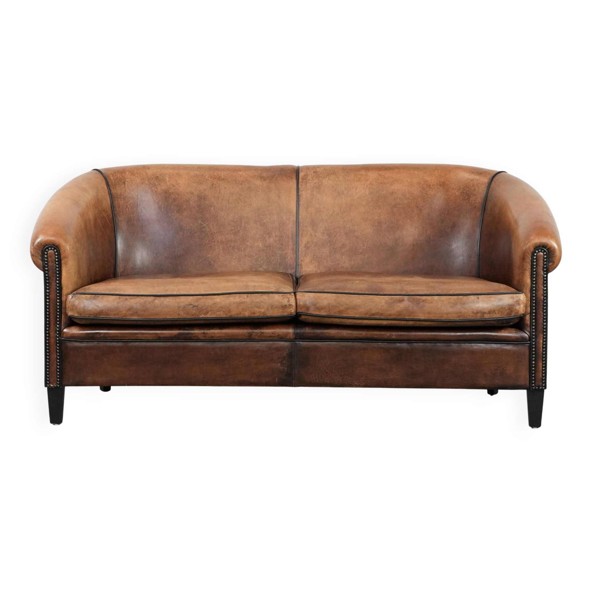 Comfortable vintage sheepskin 2.5-seater club sofa