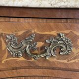 Louis XV style chest of drawers in marquetry