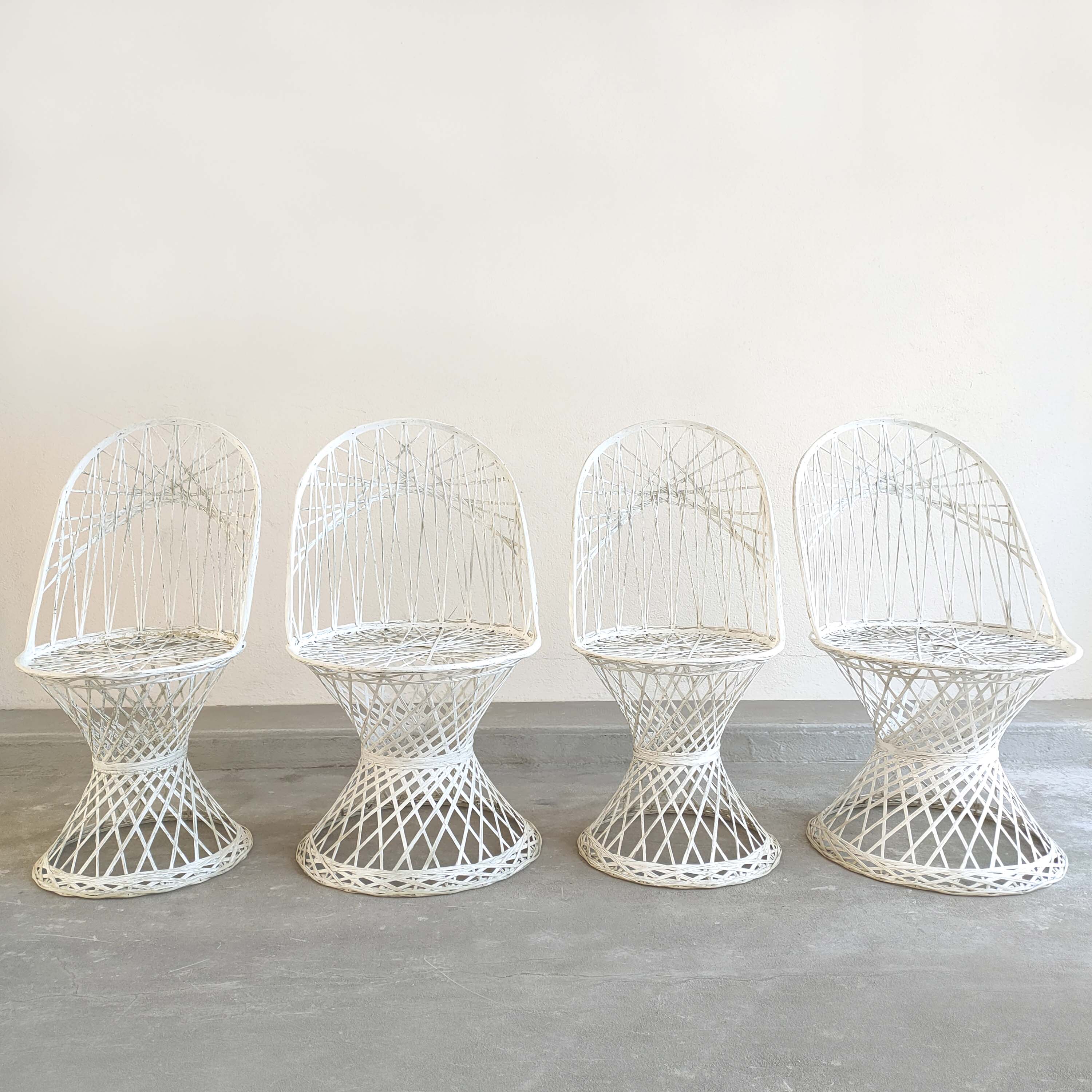 Quatre chaises peacock fibre de verre