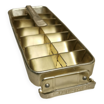Vintage ice cube tray quikube from the brand frigidaire in golden aluminum - 60s/70s