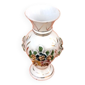 Vase balustre  céramique blanche avec dorure décor floral, 1970