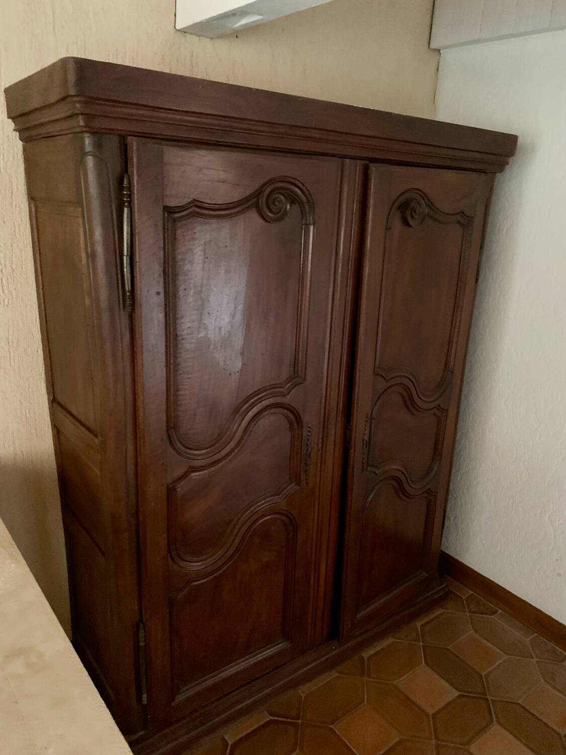 Antique rustic cabinet without bottom - two molded doors
