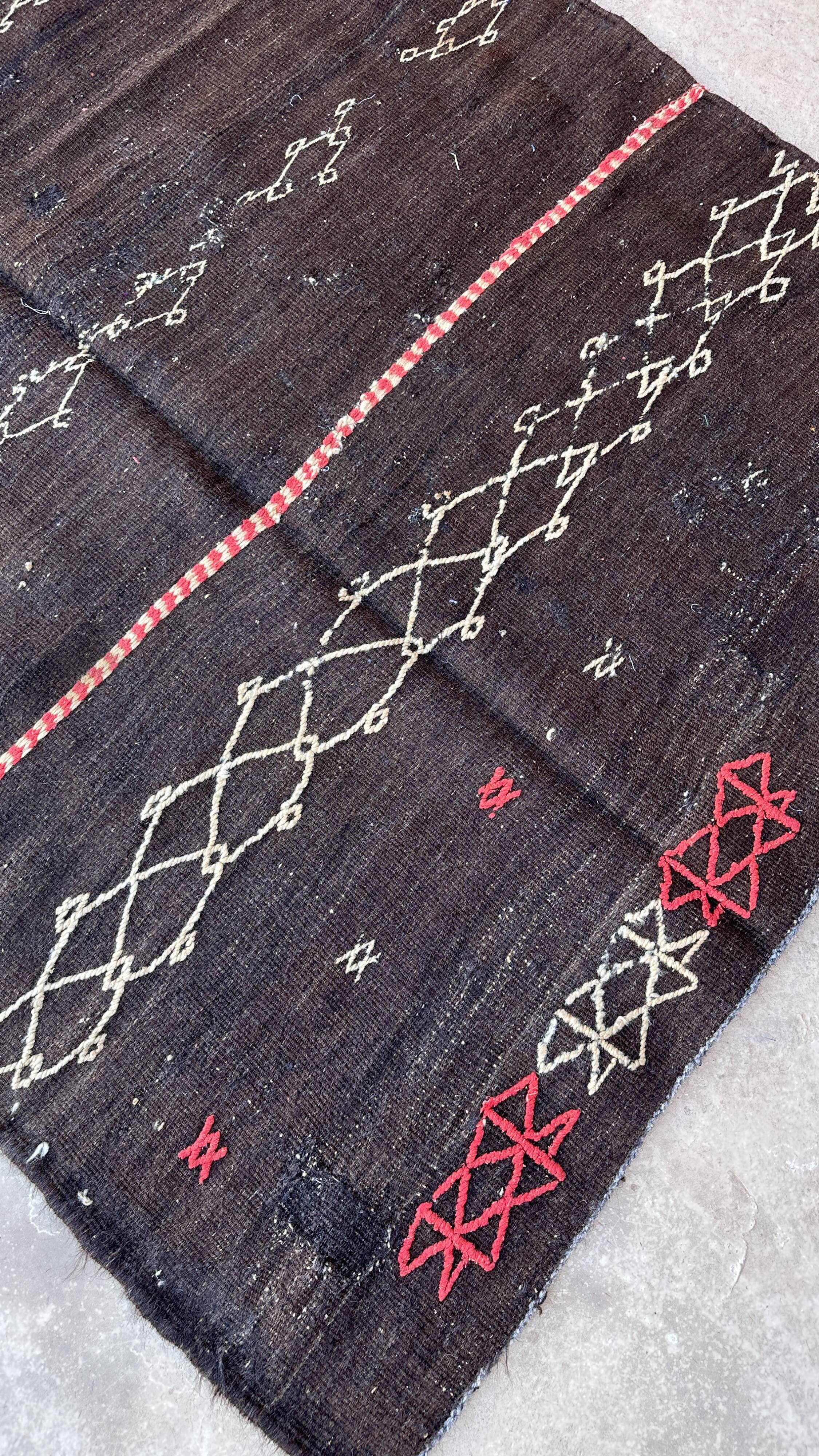 Moroccan carpet 127x230cm