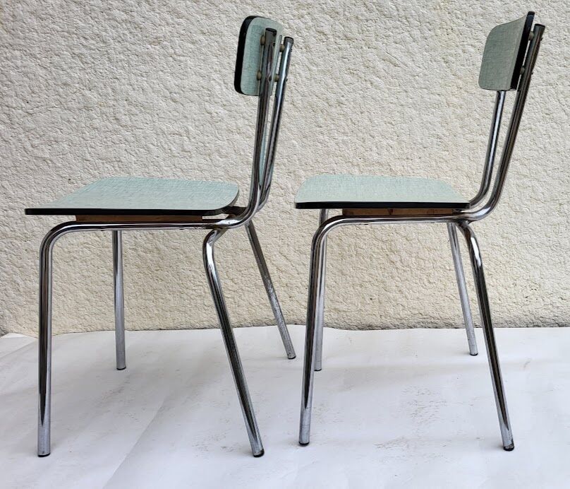 Set of 2 formica chairs