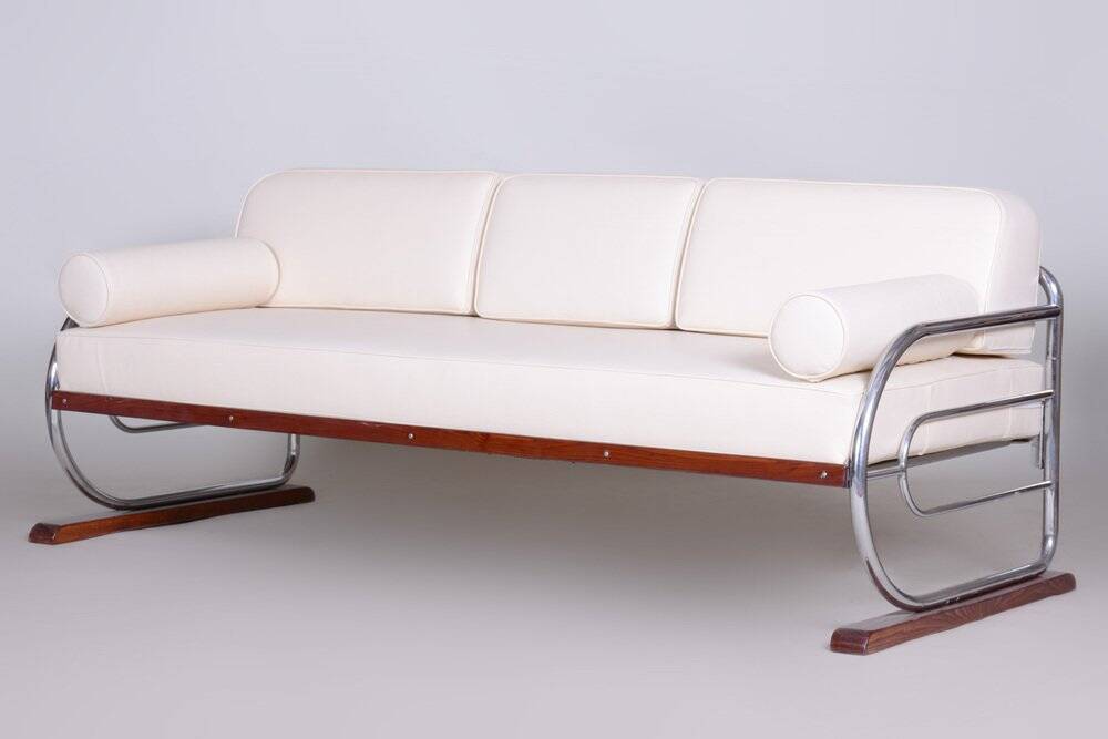 Bauhaus White Tubular Sofa in Beech, Chrome-Plated Steel & High Quality Leather attributed to Robert Slezák for Slezak Factories, Czech, 1930s