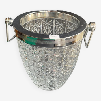 Crystal and chrome metal cooling bucket