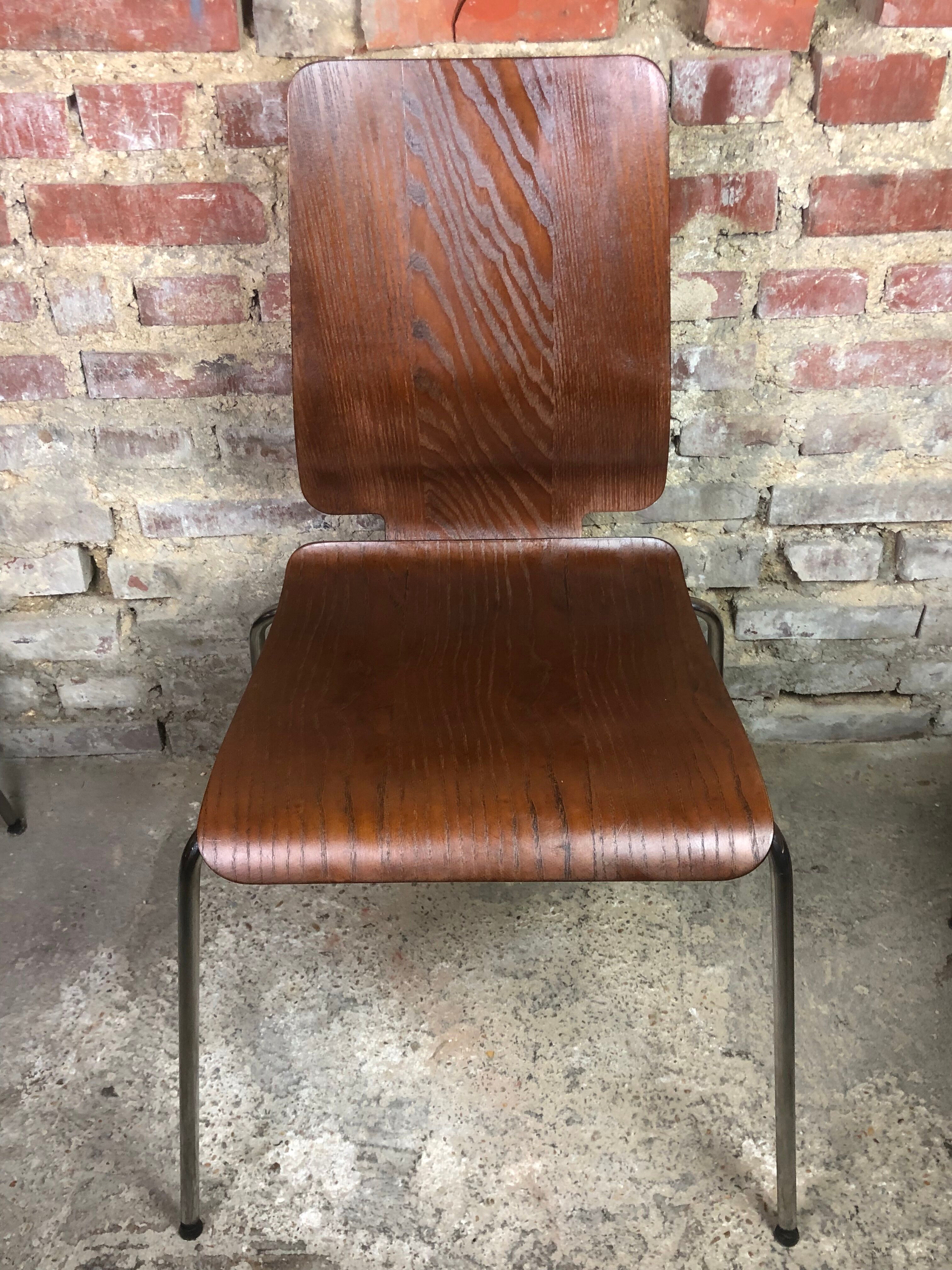 Vintage Scandinavian chairs in thermoformed wood 1970