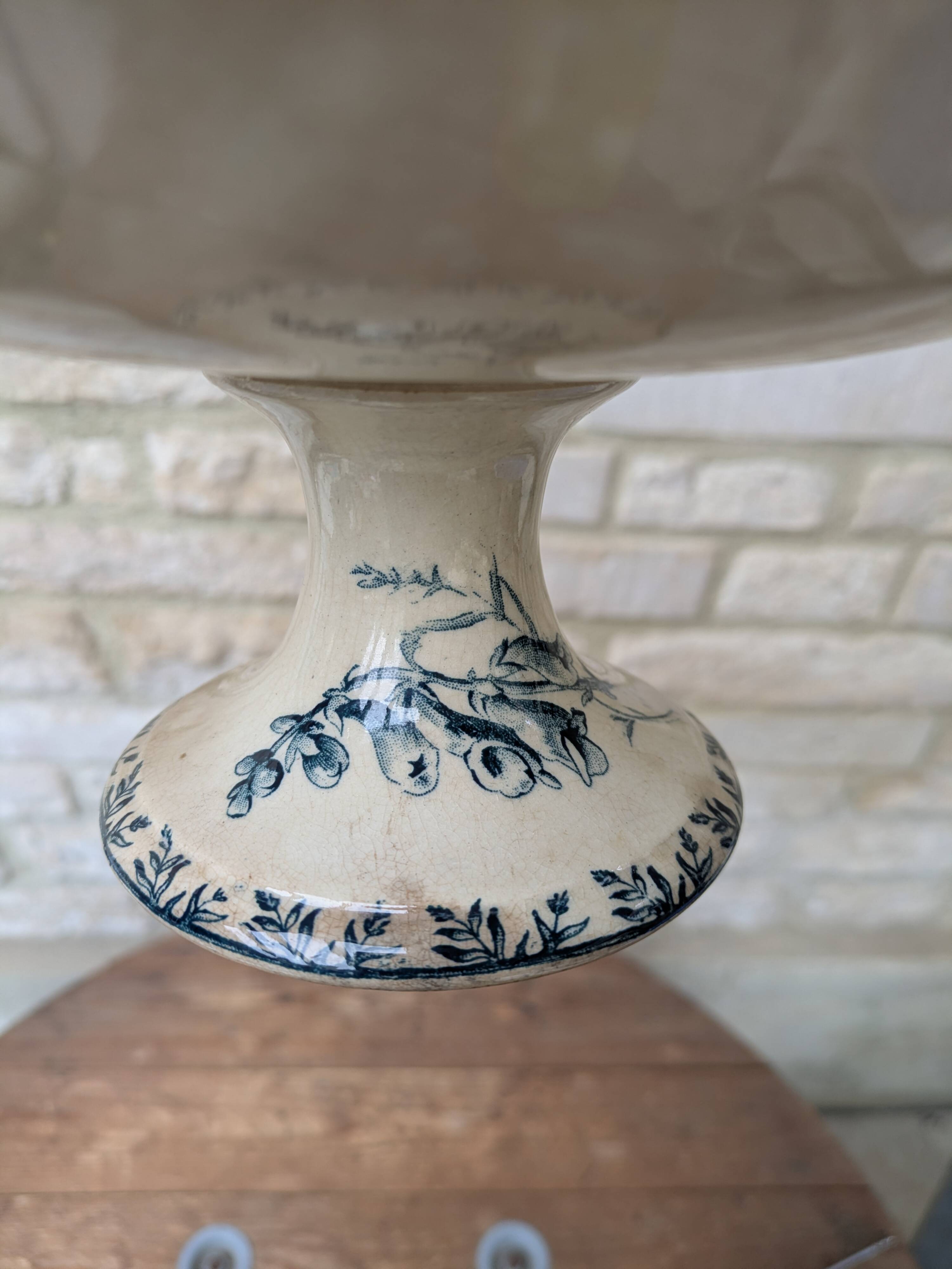 Opaque porcelain compote from Gien, Villageois model, Terre de Fer.