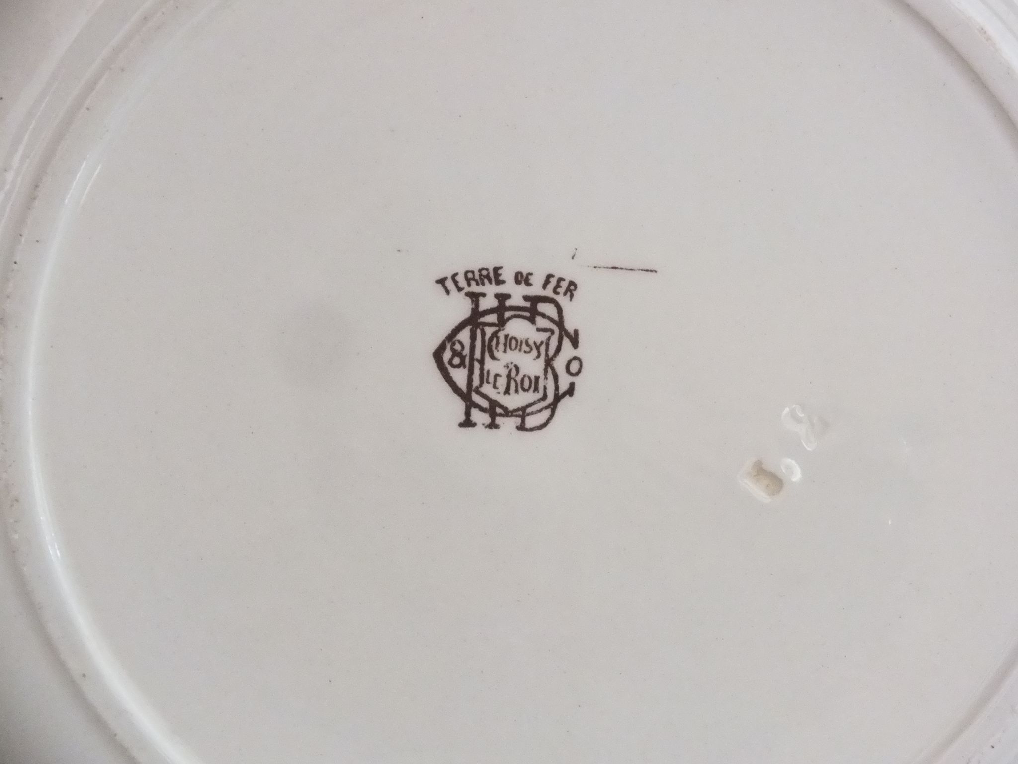 Round dish n°1 Choisy le Roi in Iron Earth decoration fruits and insects