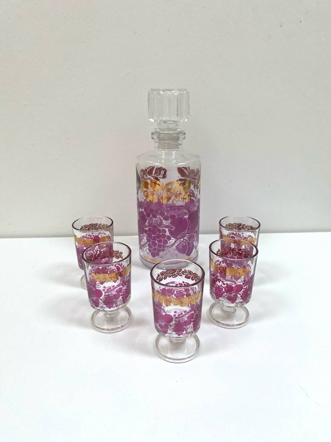 Carafe et 6 verres à liqueur, années 60