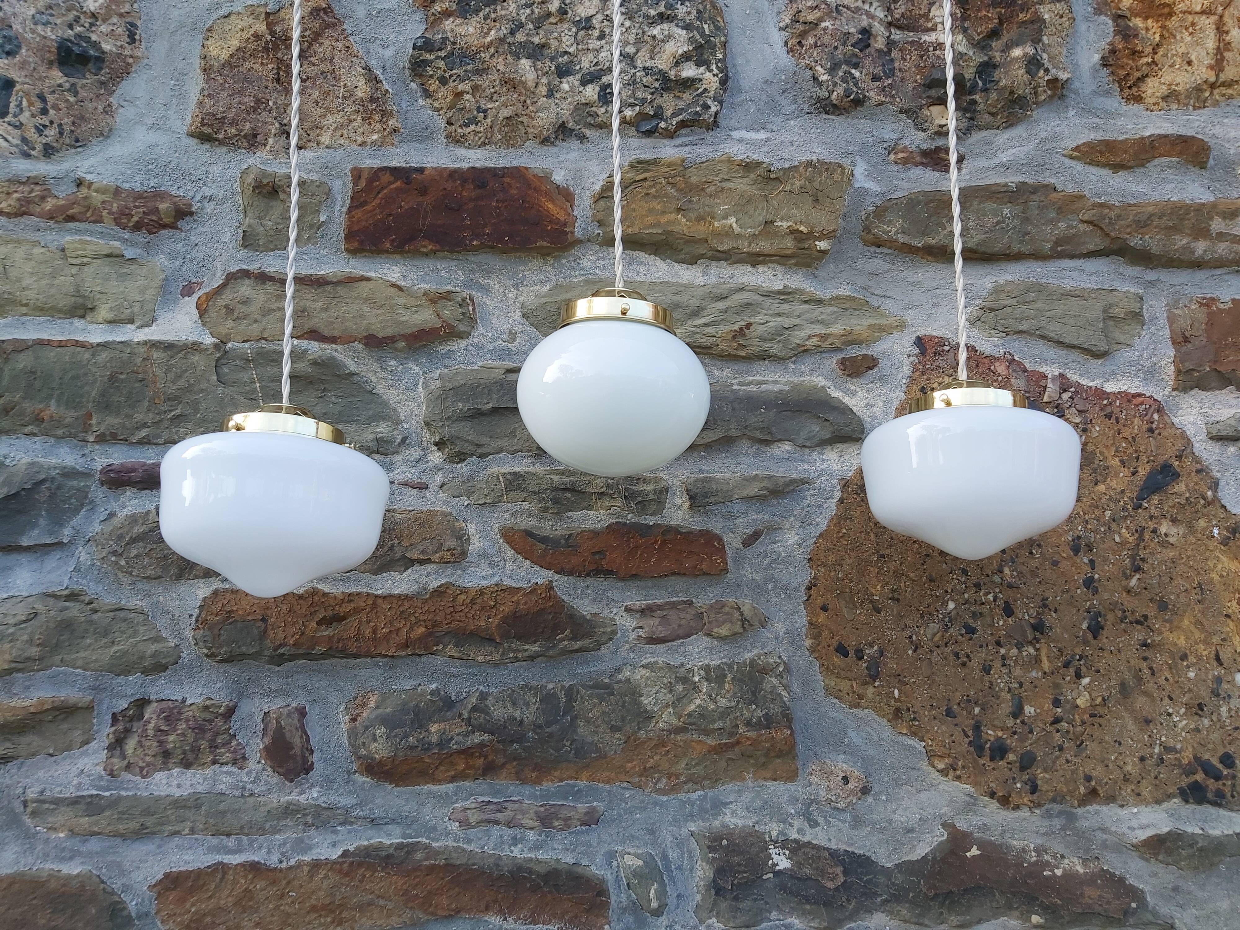 Set of 3 hanging lamps in opaline, Art Deco