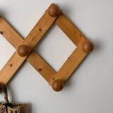 Porte manteau mural en pin