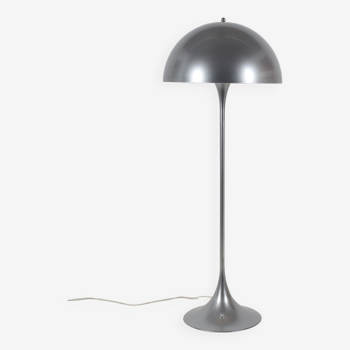 Lampadaire Panthella conçu par Verner Panton pour Louis Poulsen