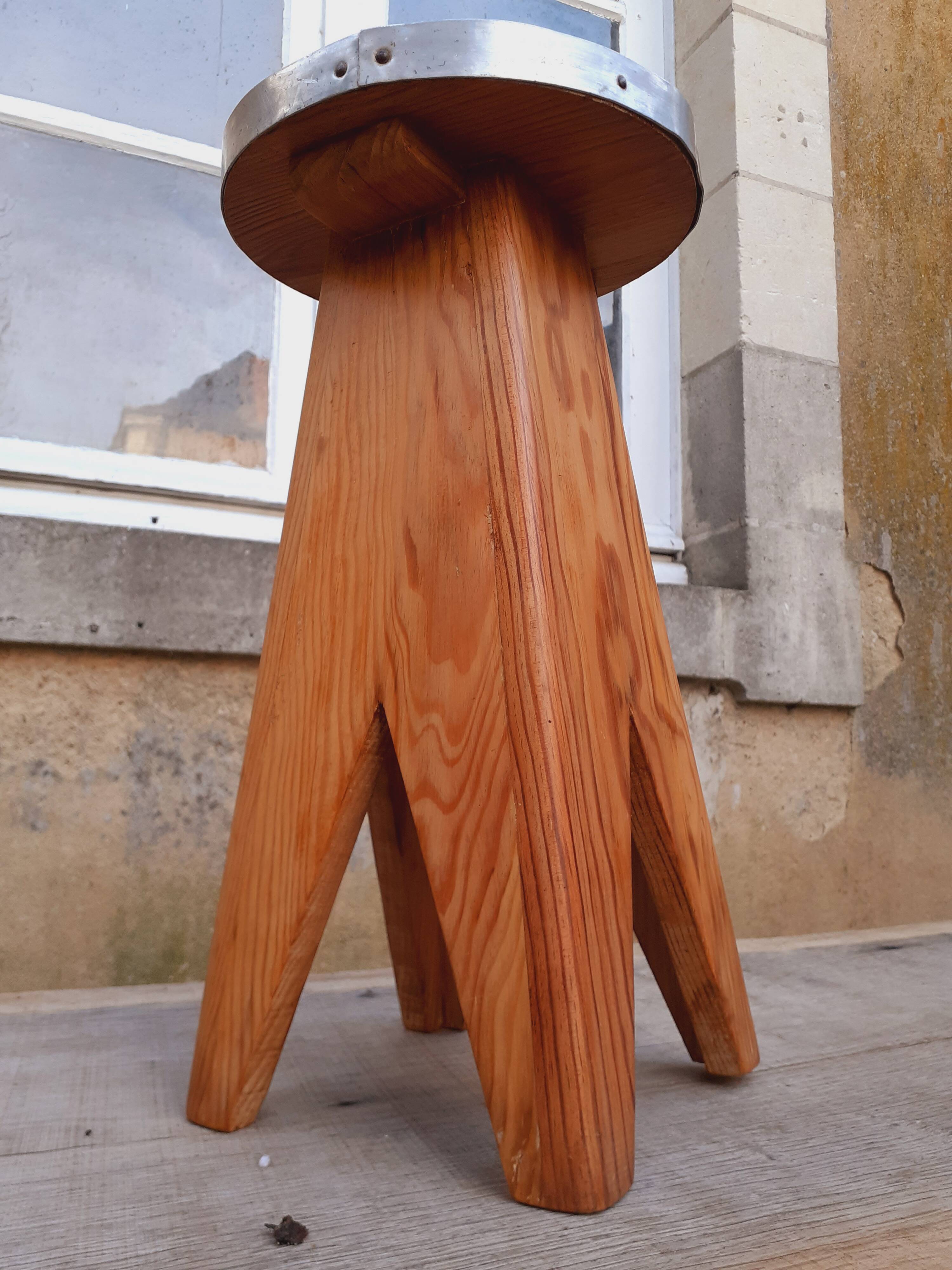 Vintage plant stand from the 1950s.