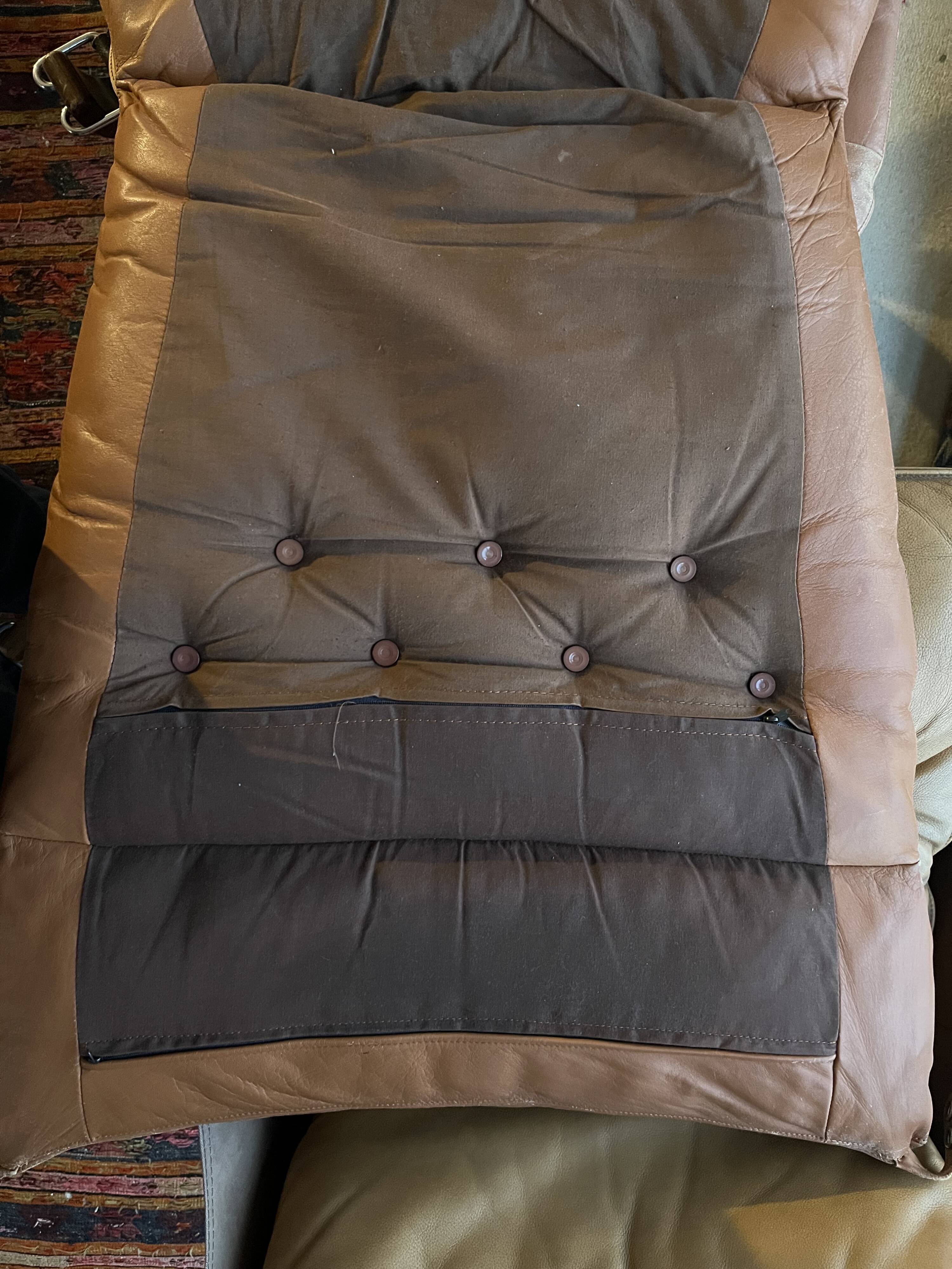 Ressell sigurd falcon armchair