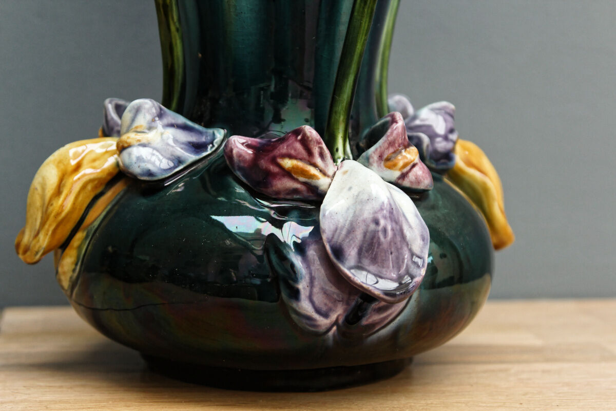 Pair of slurry vases, art nouveau