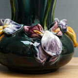 Paire de vases en barbotine, art nouveau