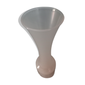 Vase en opaline rose pâle