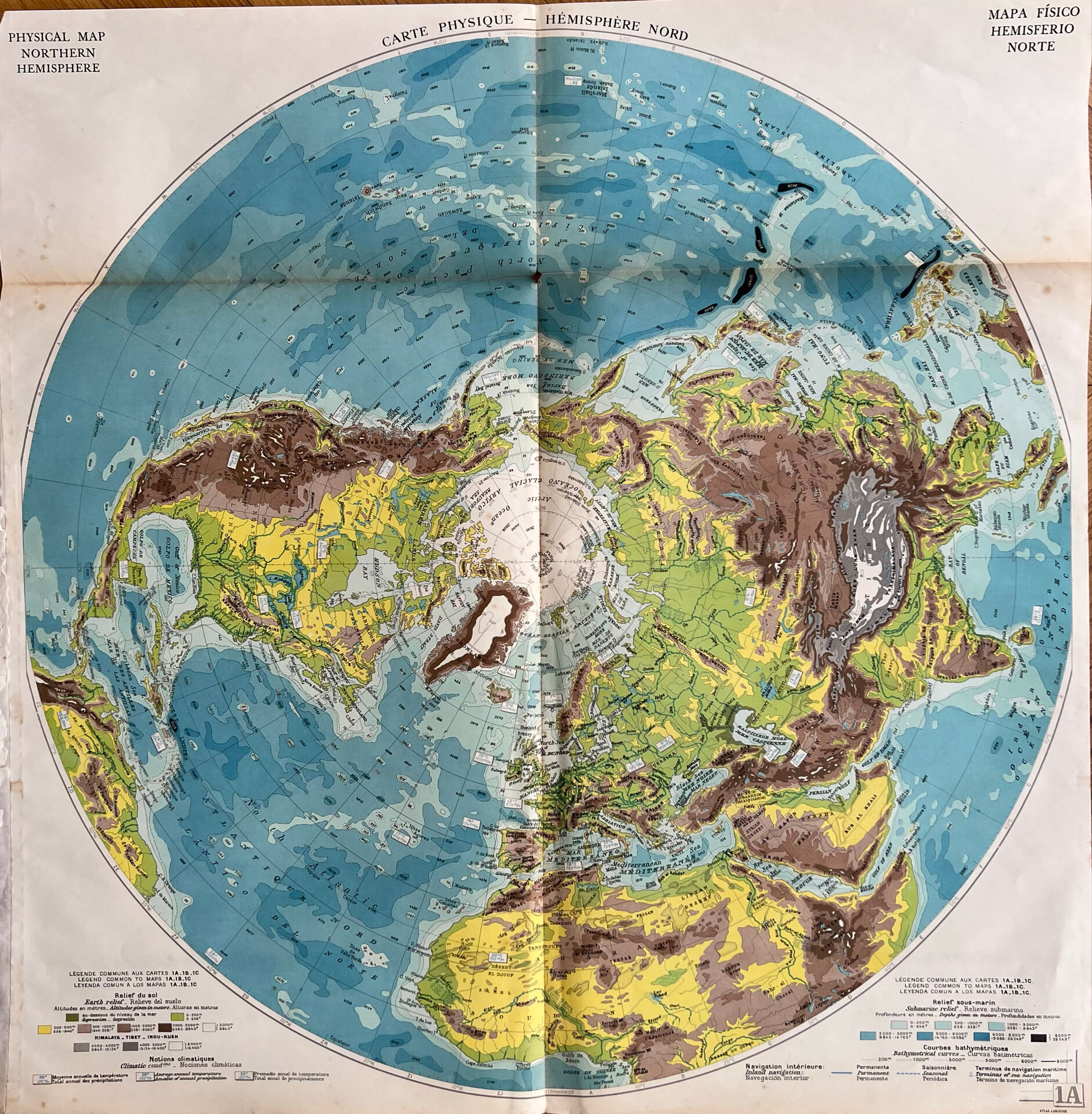 Physical map — Northern Hemisphere | Polar projection