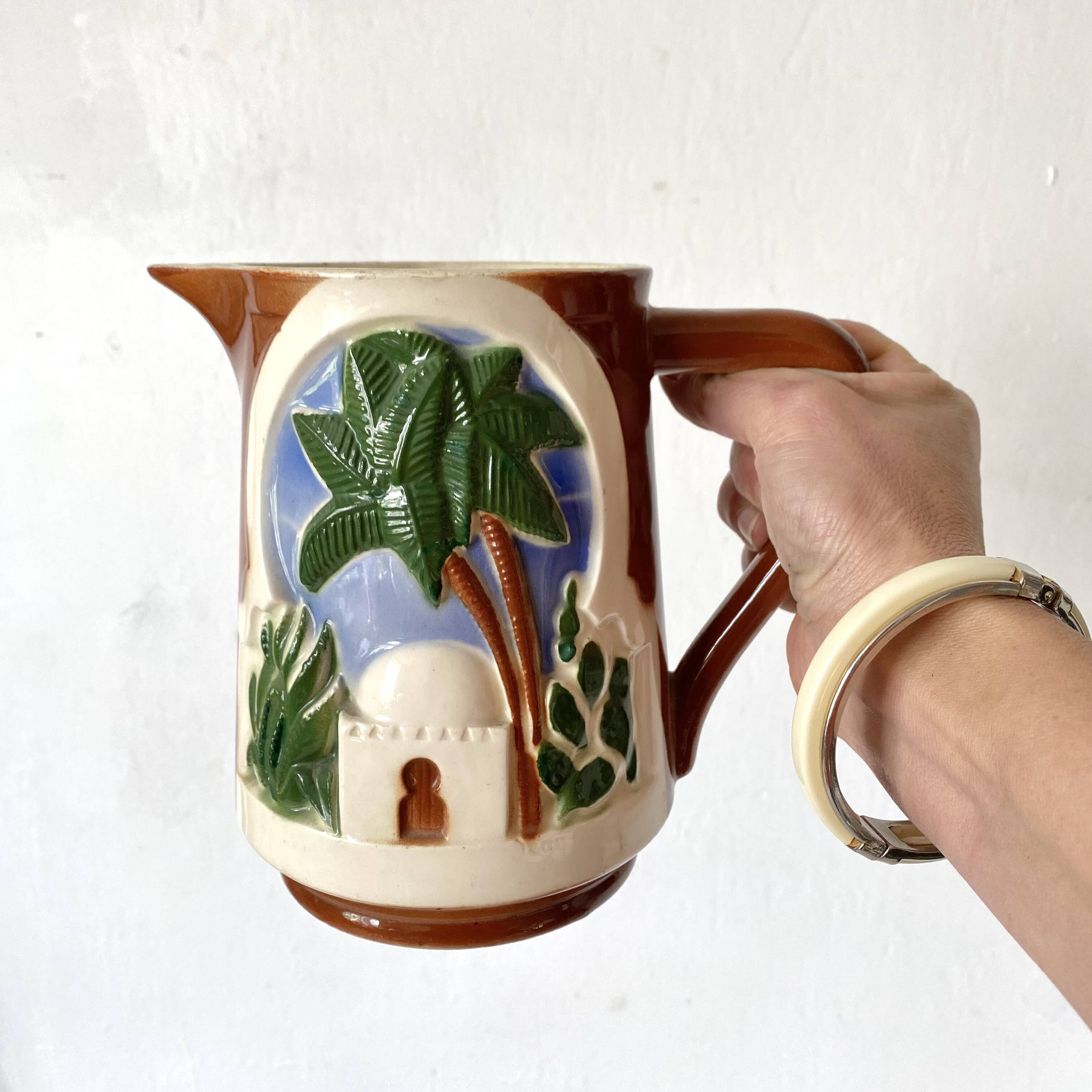 Marabout palm slip pitcher
