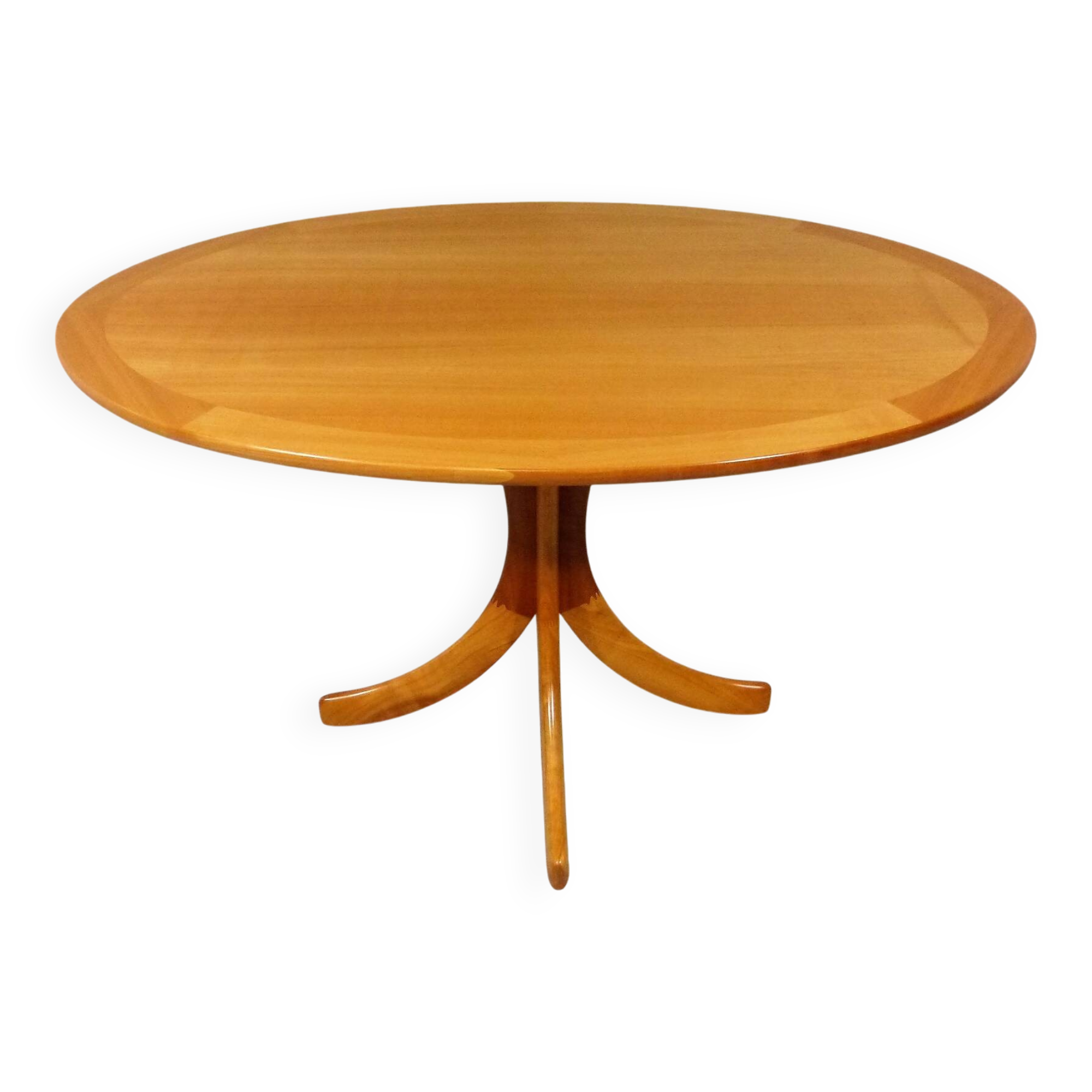 Table basse ou d'appoint ovale en frêne, Danemark