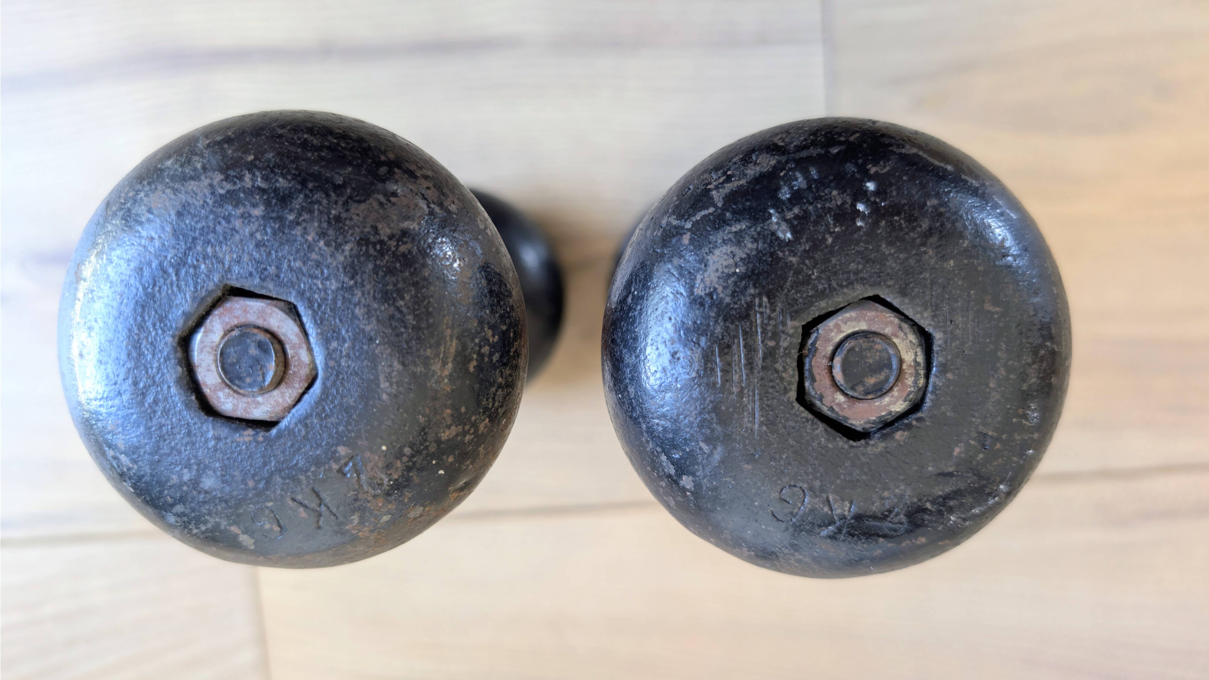 Vintage 2 kg cast iron and wood dumbbell set