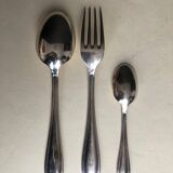 Silver metal housewife modernist model of the 60s (37 pieces)
