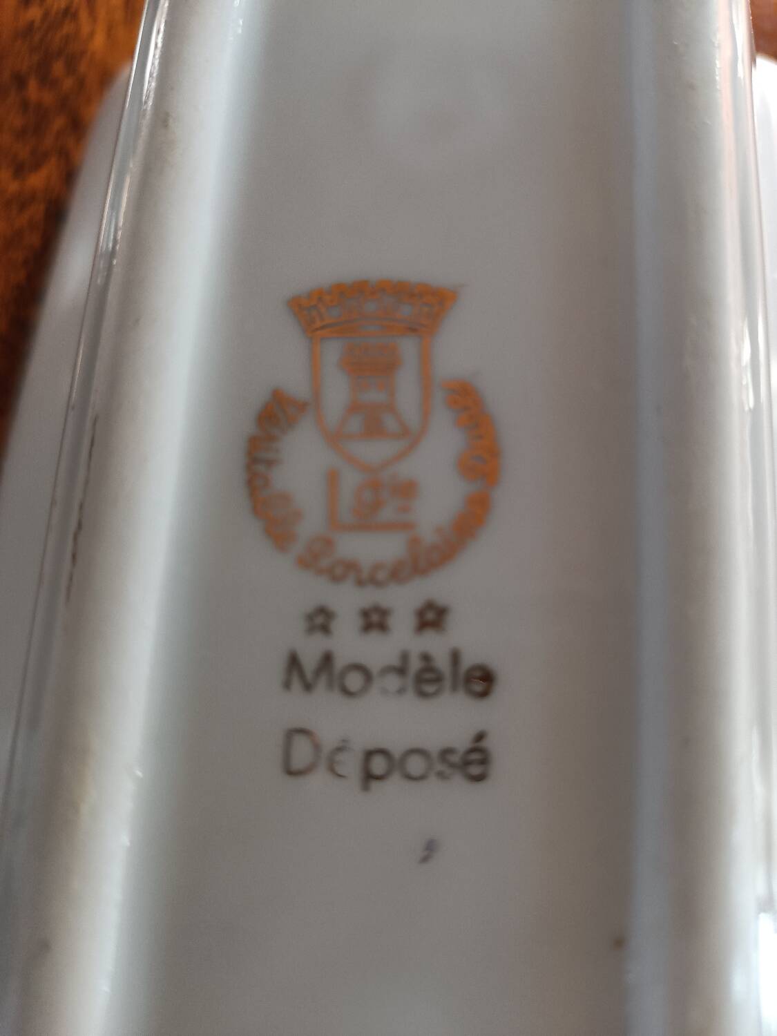Saucière porcelaine dure