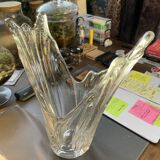 Vase en verre blanc