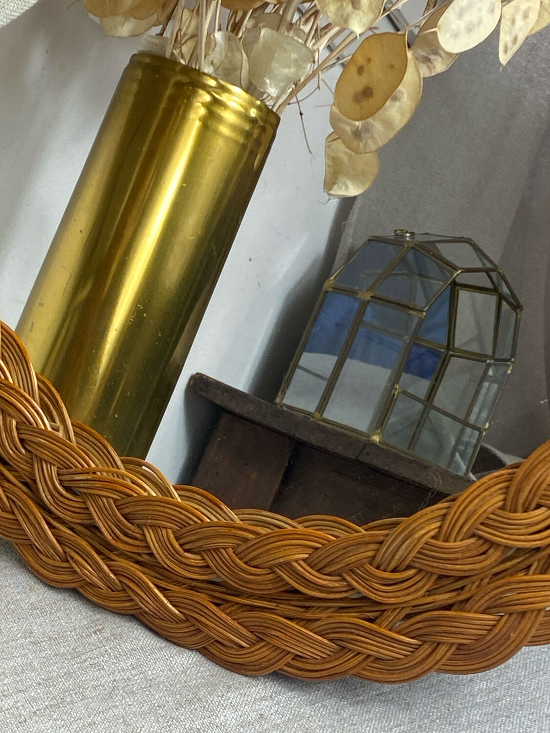 Mirror, 1970s, in woven wicker.